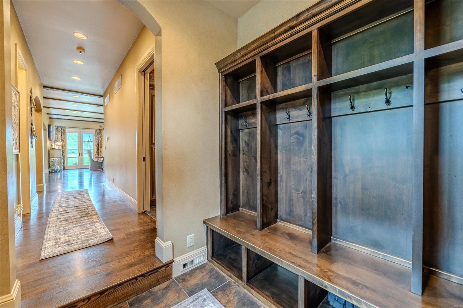 Colonial Park - Residential