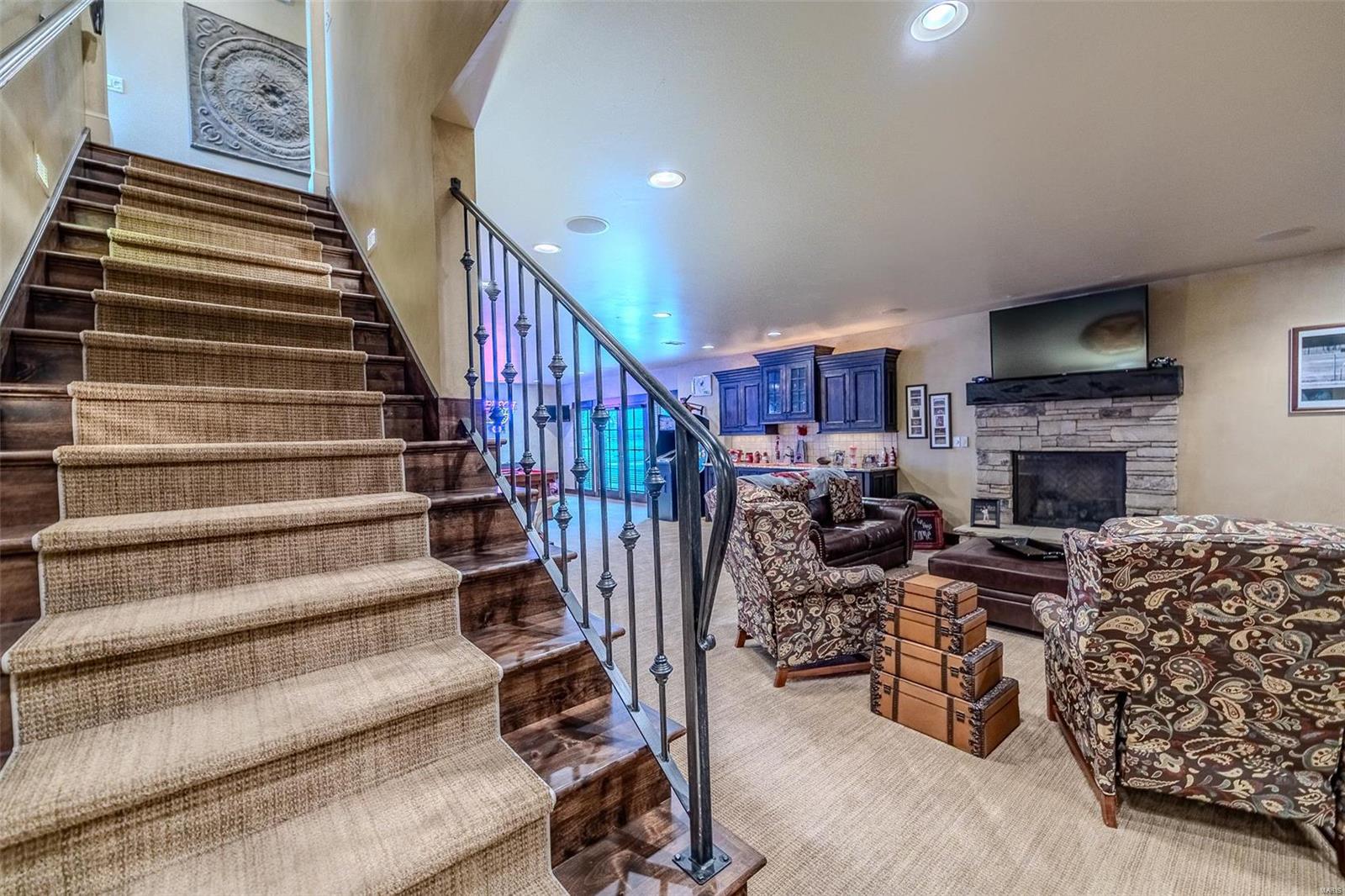 Colonial Park - Residential