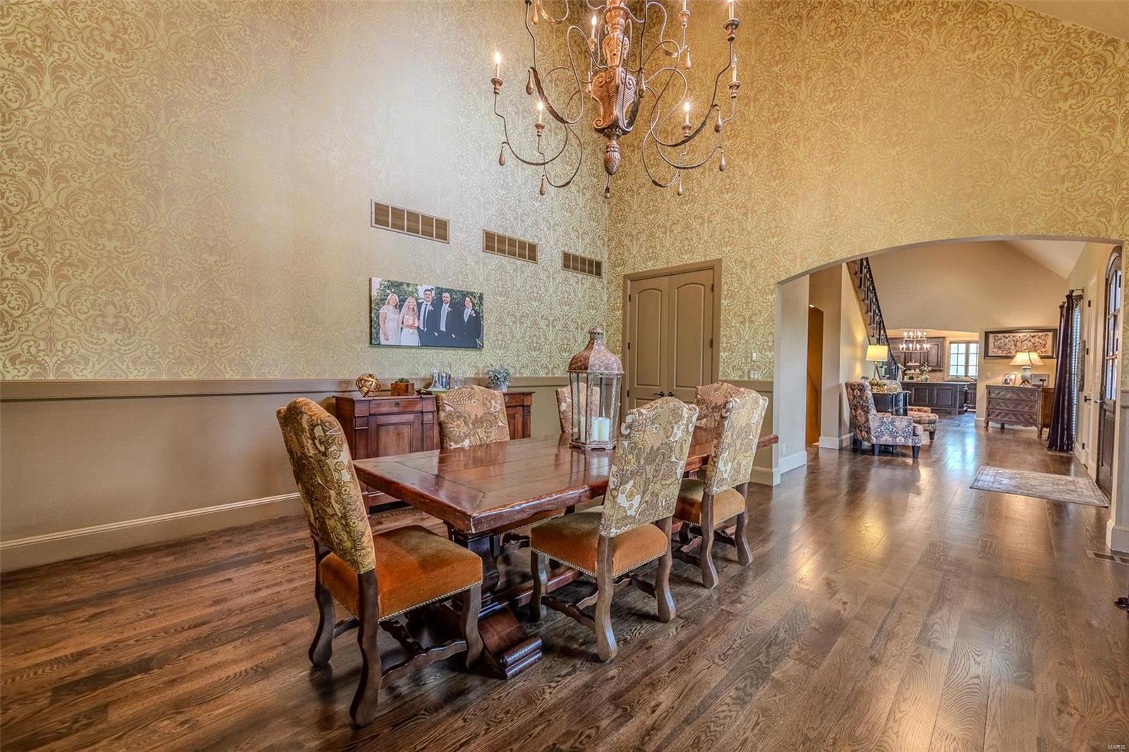 Colonial Park - Residential