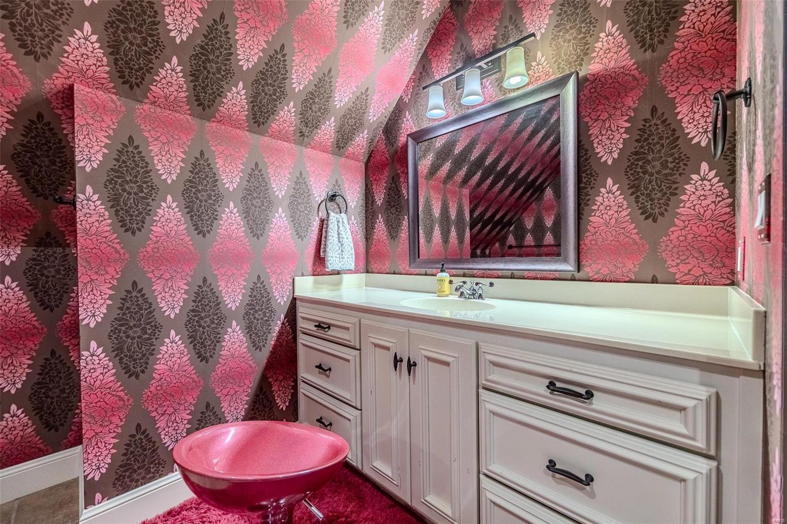 Colonial Park - Residential