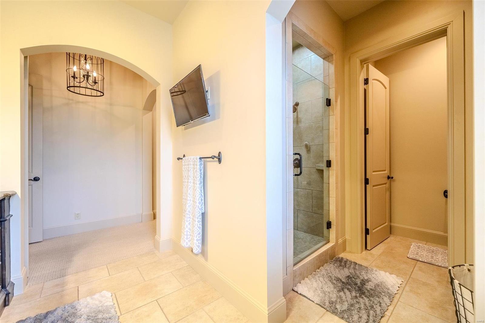 Colonial Park - Residential