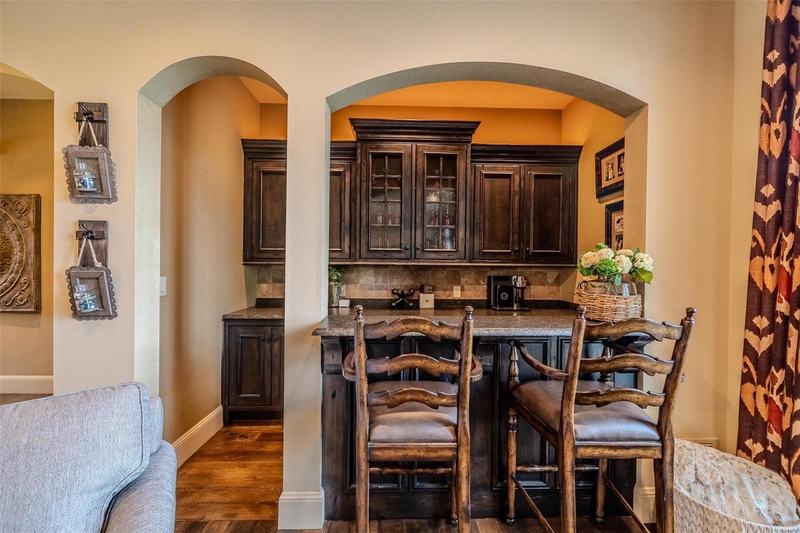 Colonial Park - Residential