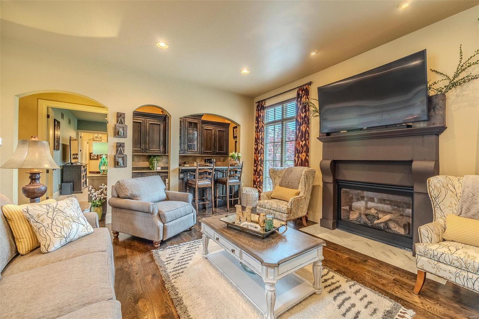 Colonial Park - Residential