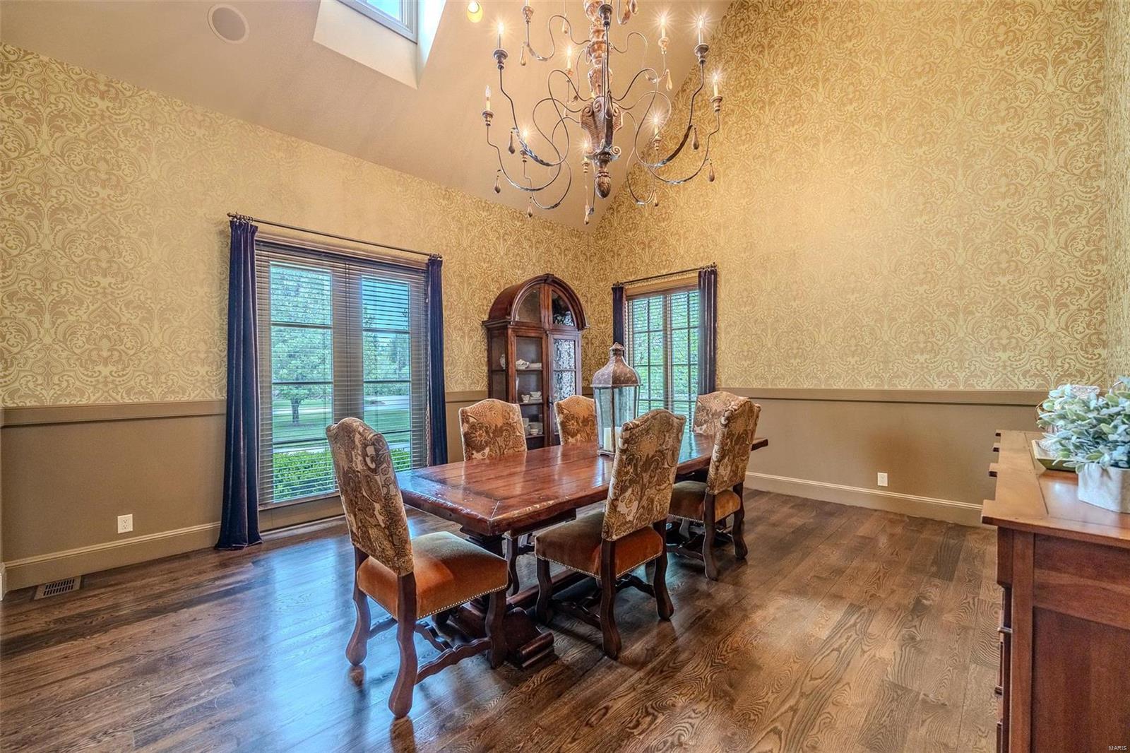 Colonial Park - Residential