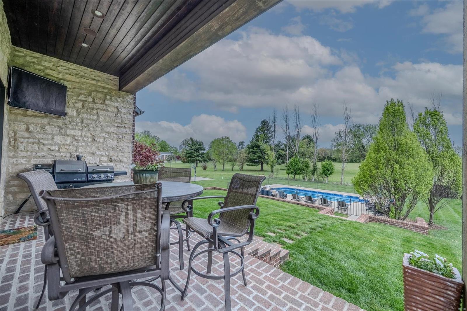 Colonial Park - Residential