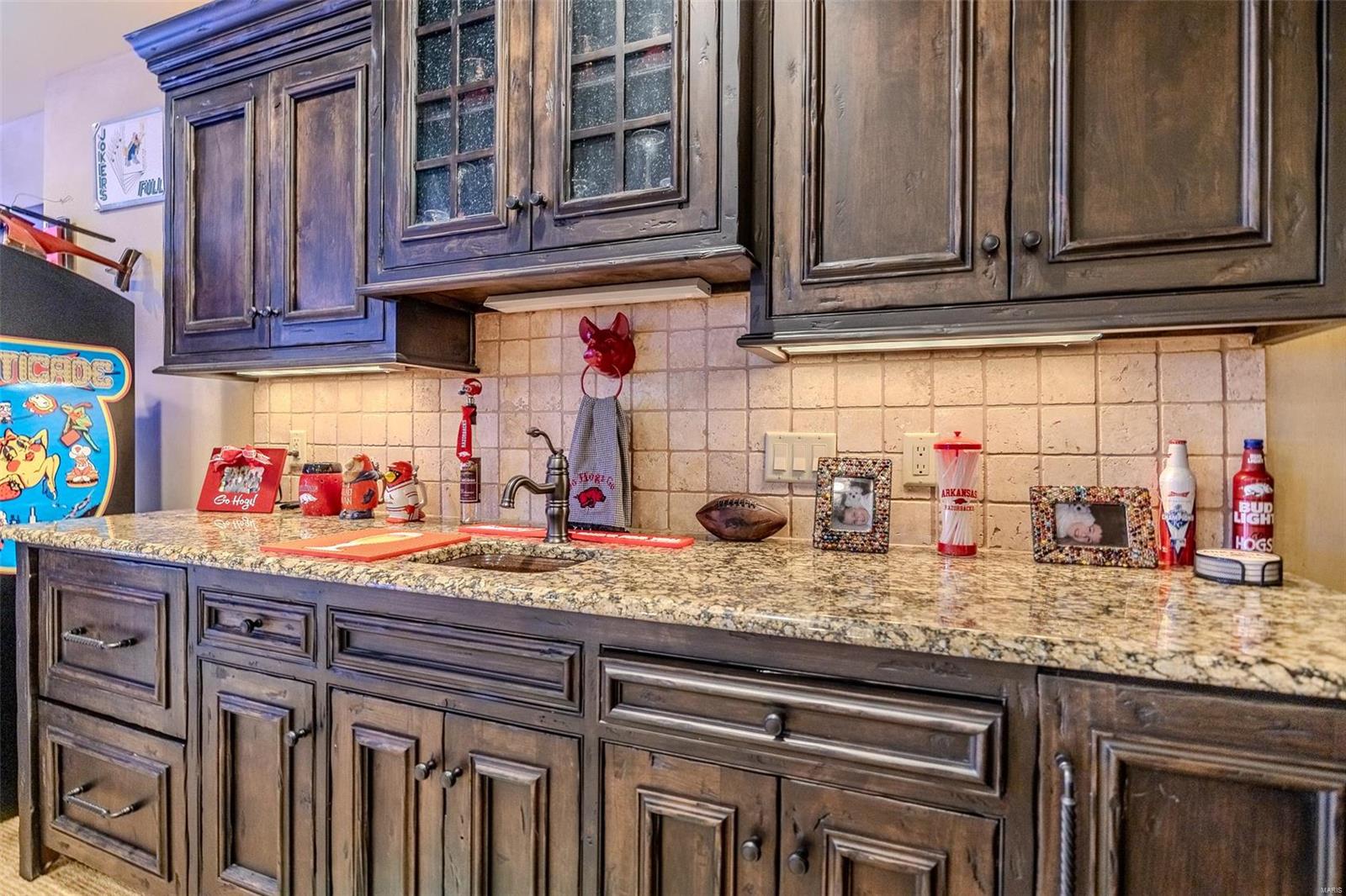 Colonial Park - Residential