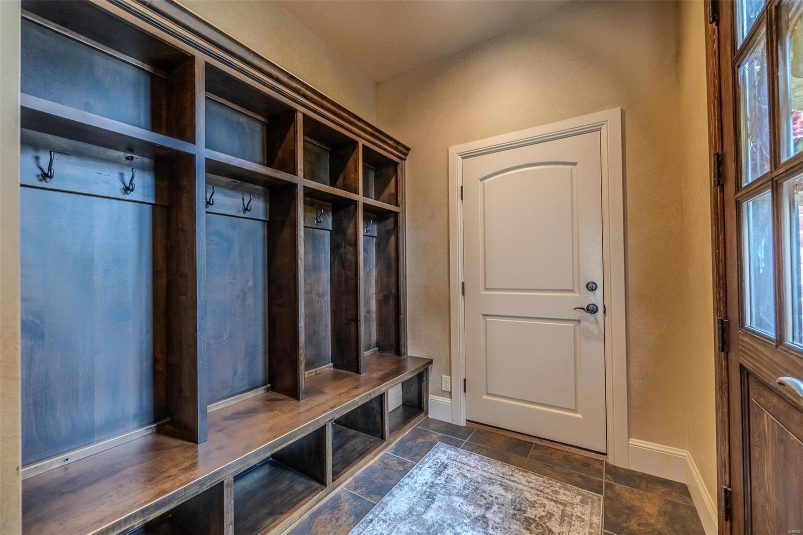 Colonial Park - Residential