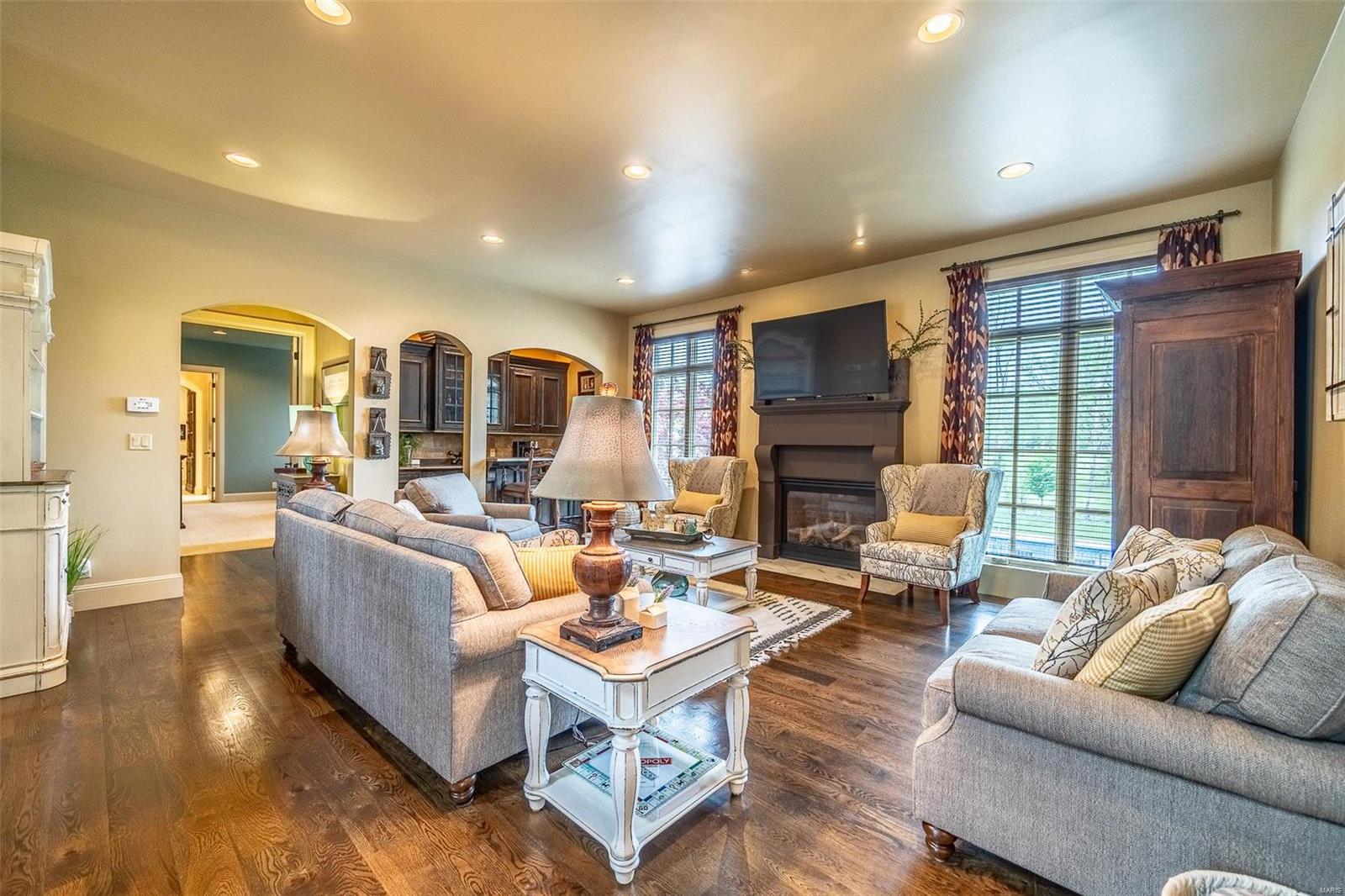 Colonial Park - Residential