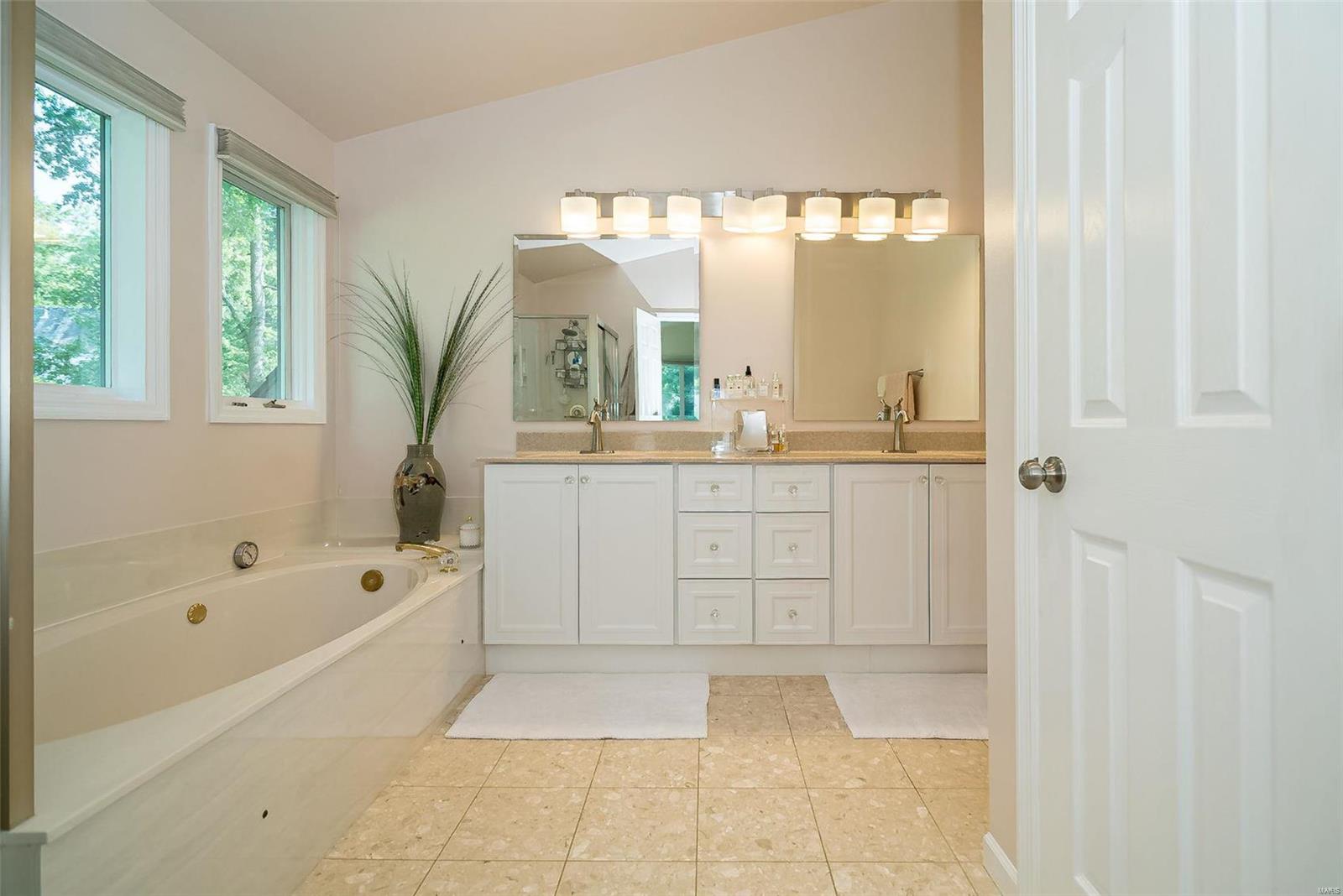 Robyn Lane - Residential