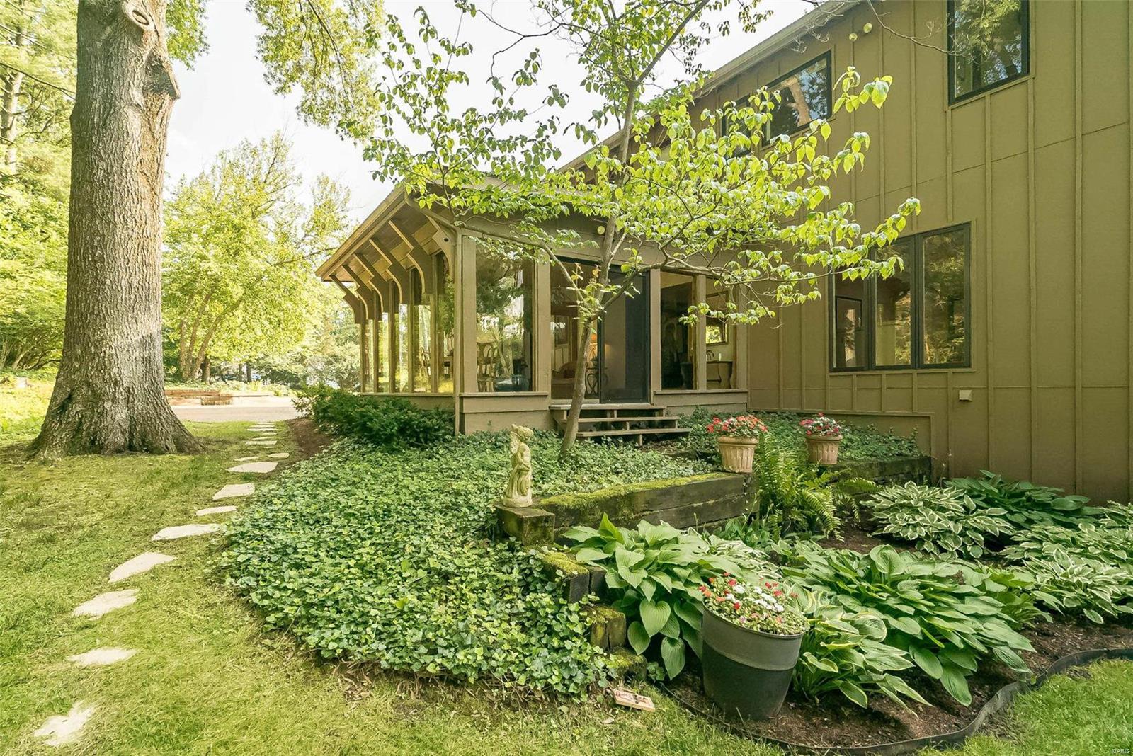 Robyn Lane - Residential