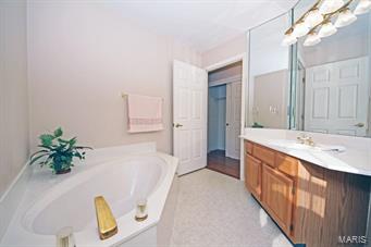 Villas At Kenrick Condo Ph Nine - Residential