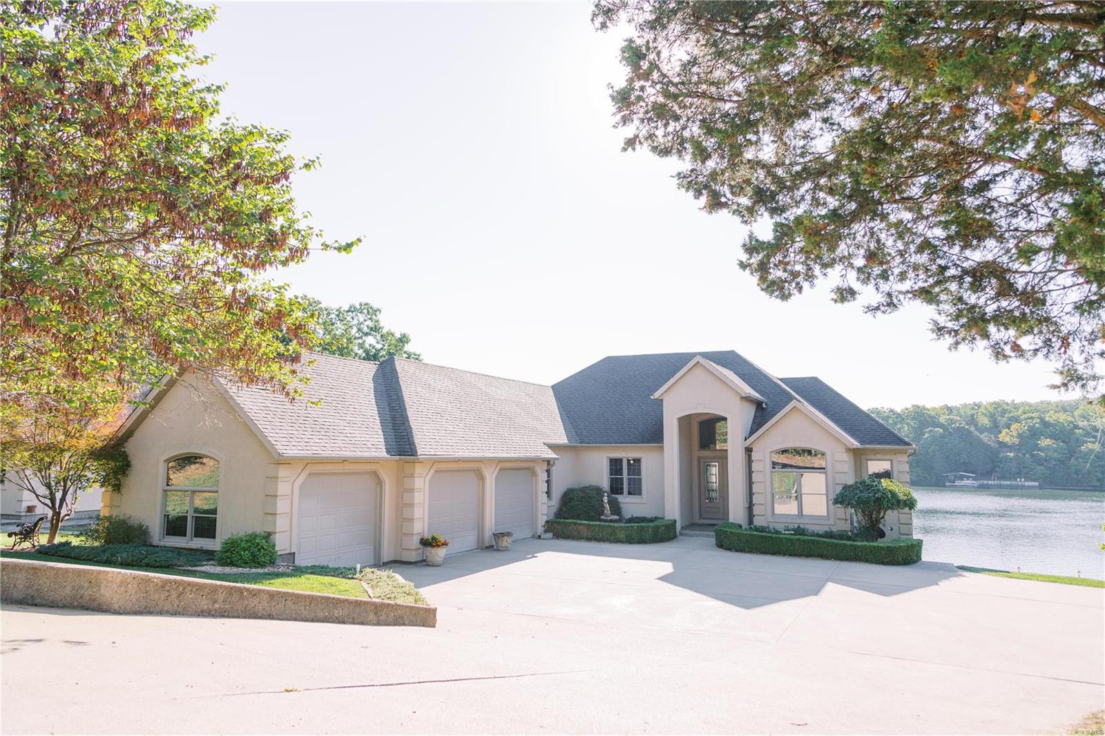1602 Woodson Drive