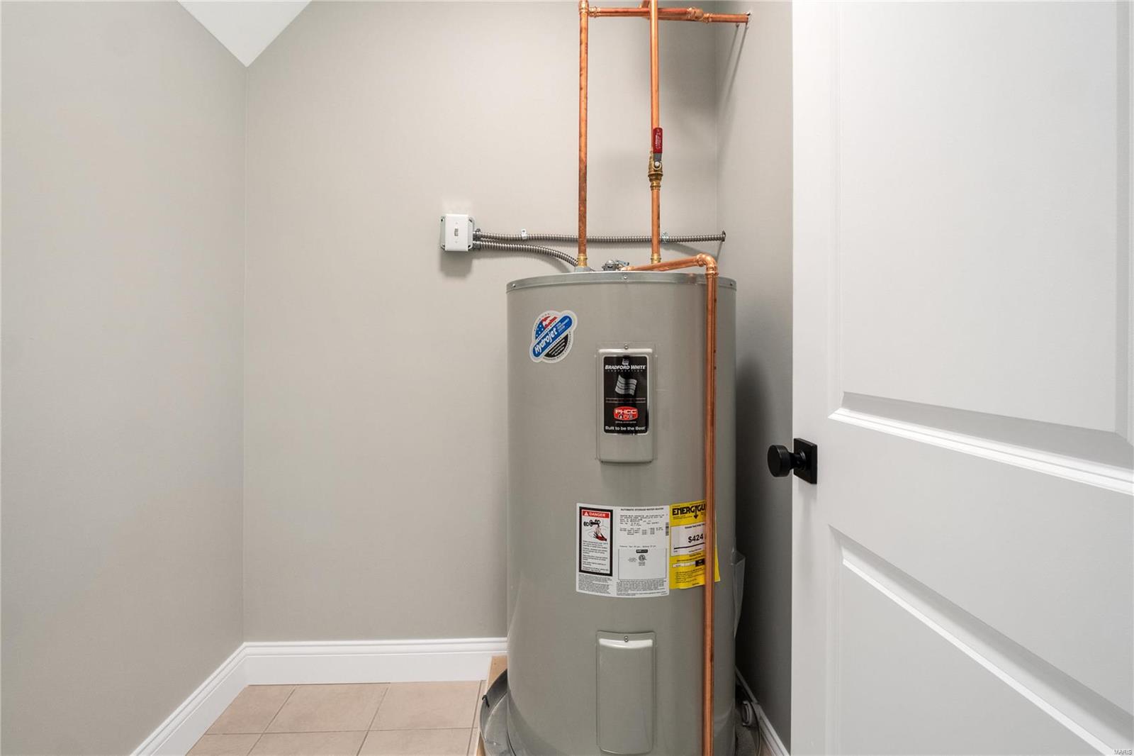 Williamsburg 3 - Residential