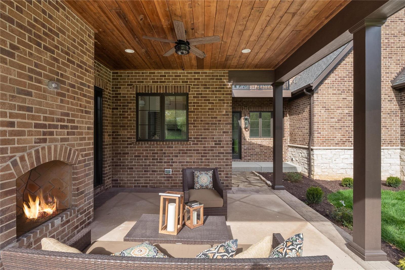 Williamsburg 3 - Residential