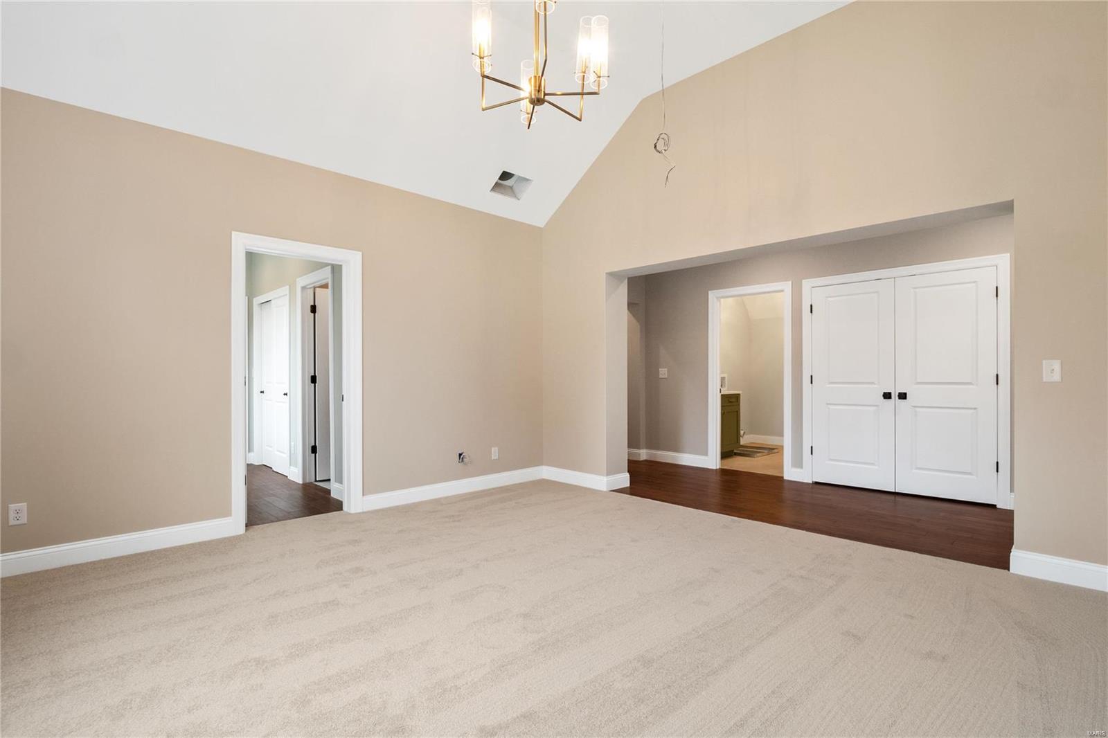 Williamsburg 3 - Residential