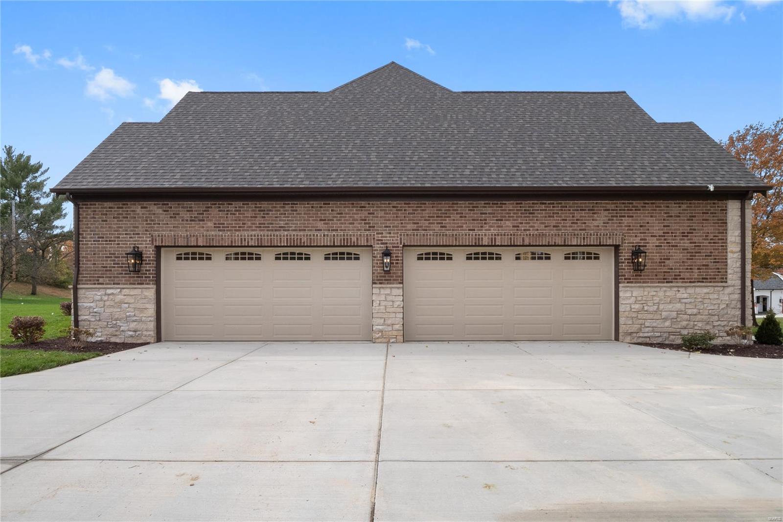 Williamsburg 3 - Residential