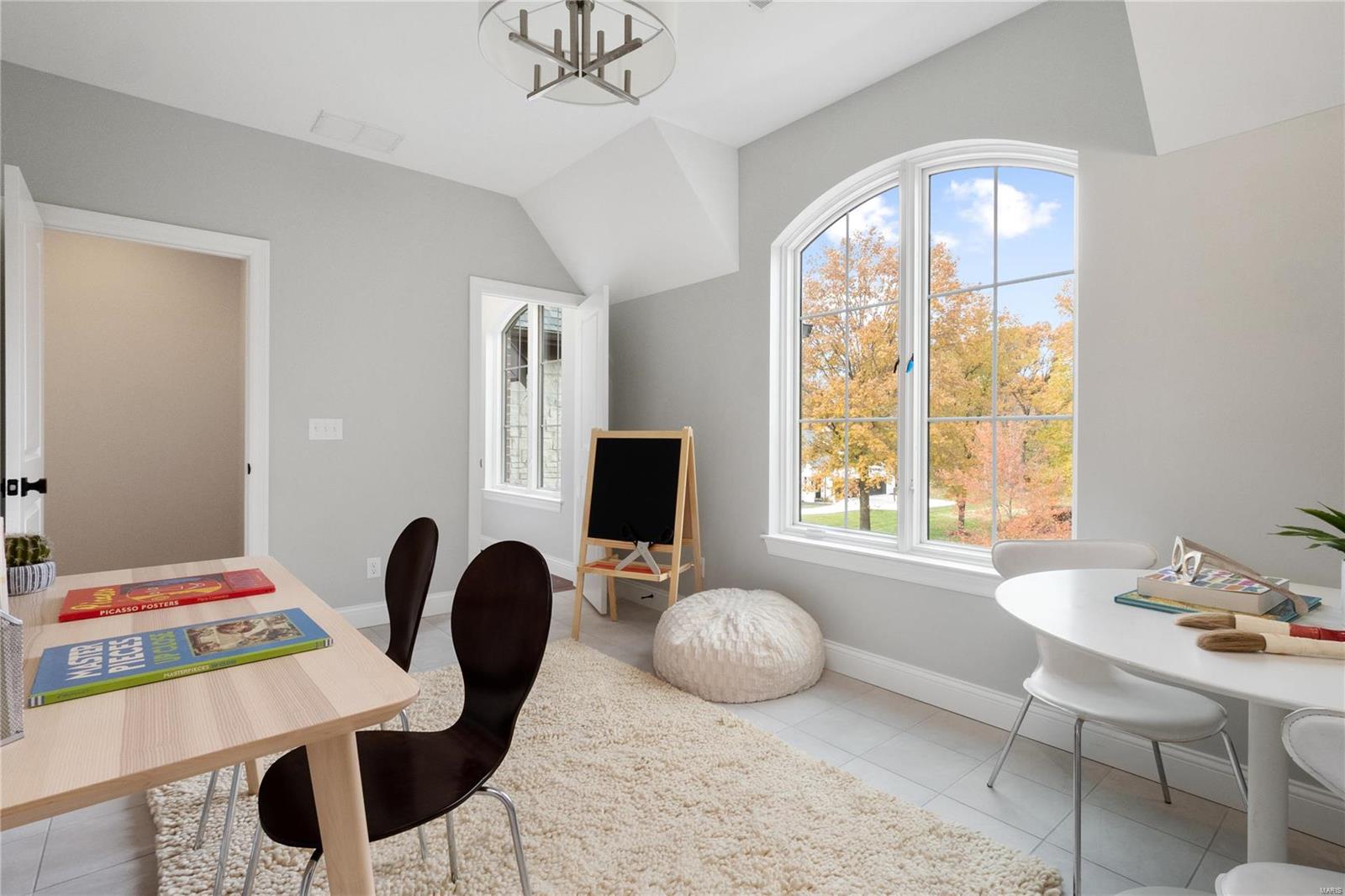 Williamsburg 3 - Residential