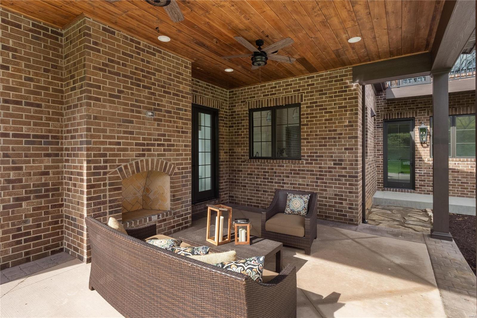 Williamsburg 3 - Residential