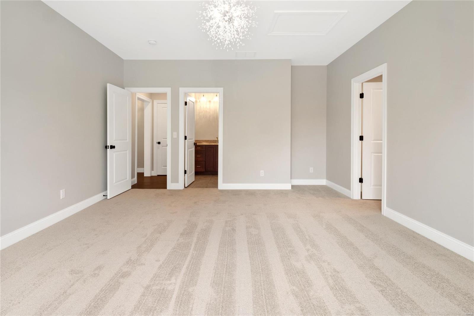 Williamsburg 3 - Residential