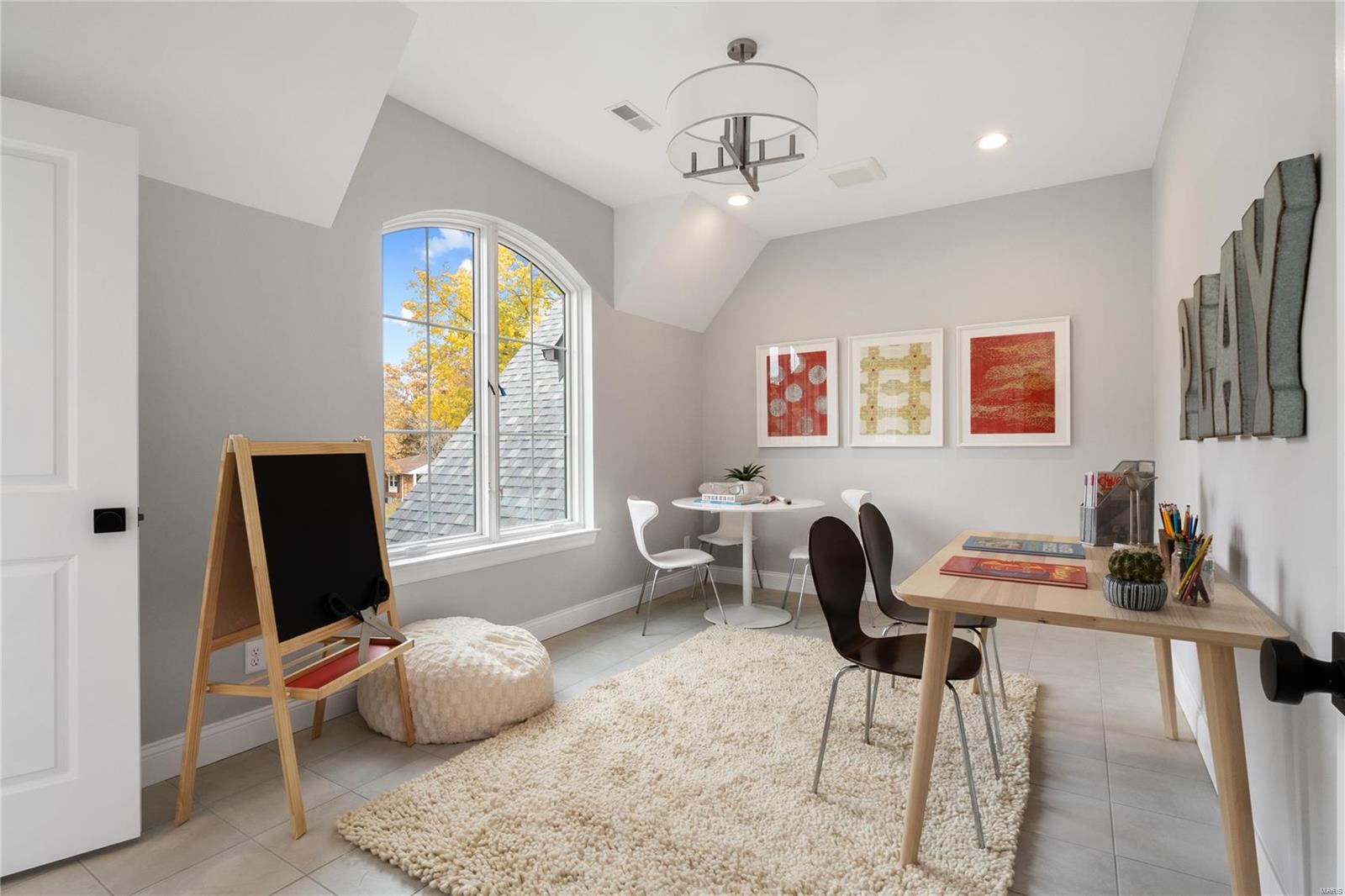 Williamsburg 3 - Residential