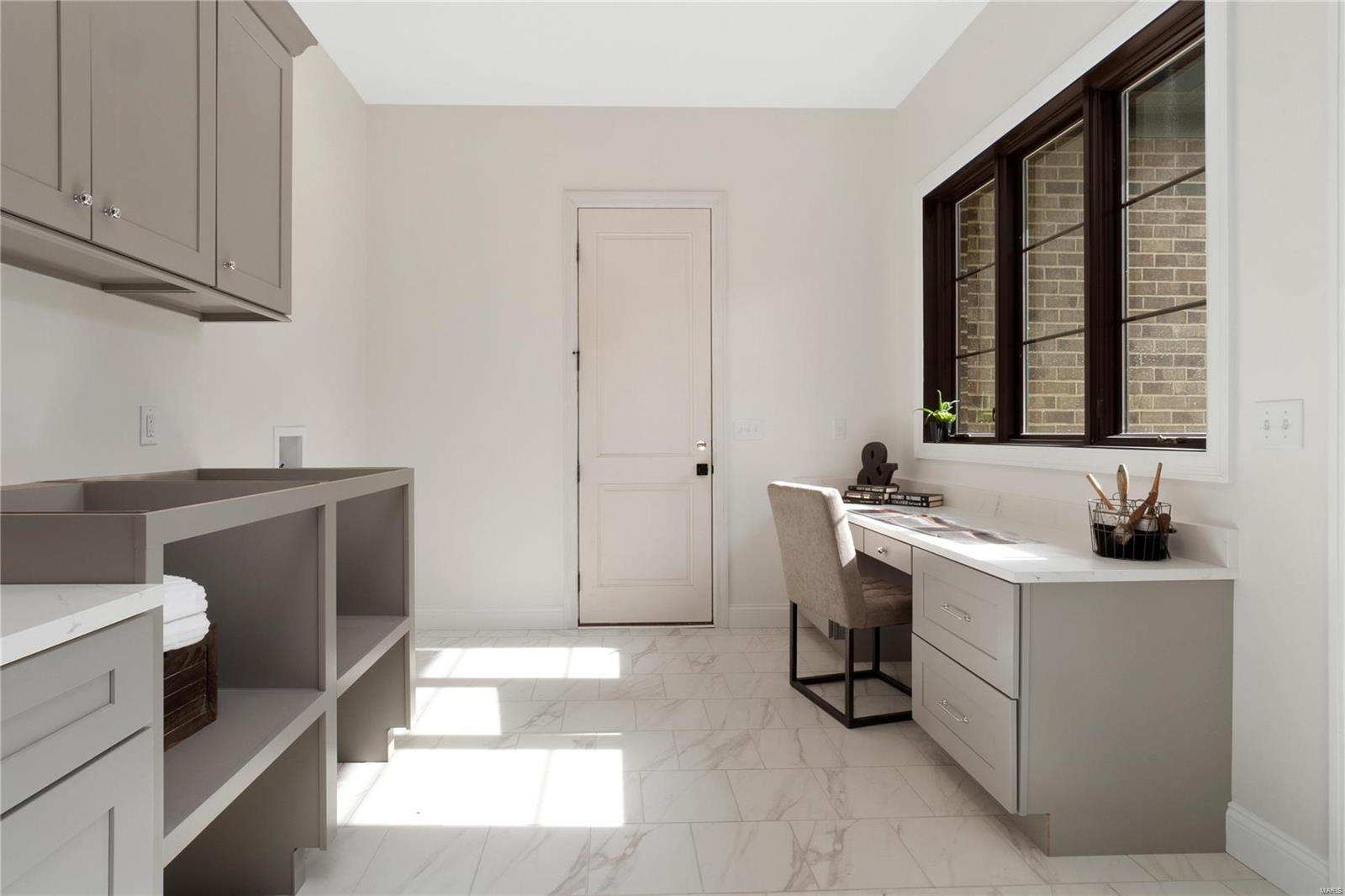 Williamsburg 3 - Residential