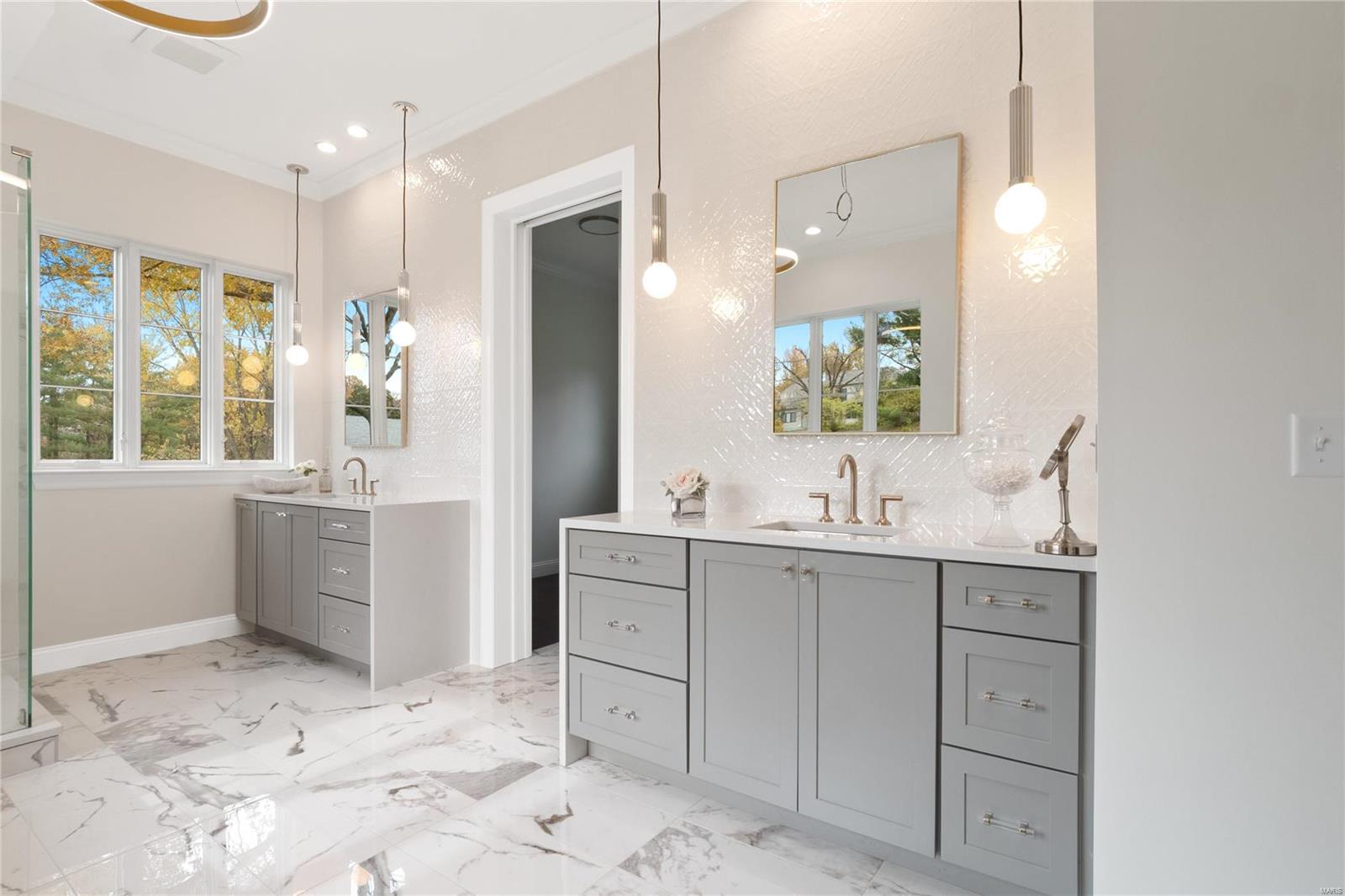 Williamsburg 3 - Residential