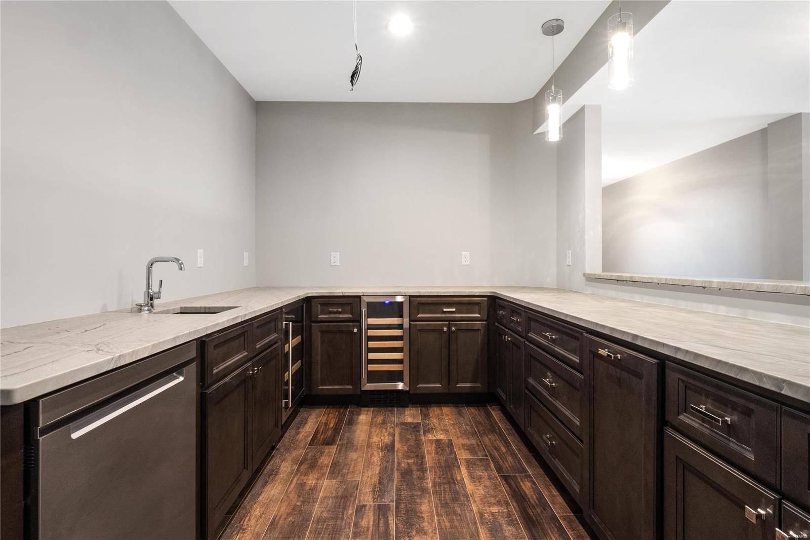 Williamsburg 3 - Residential