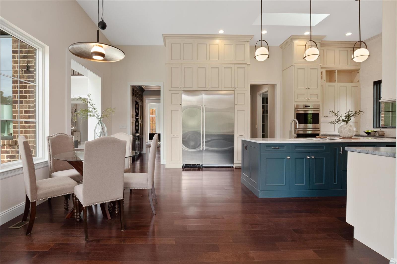 Williamsburg 3 - Residential