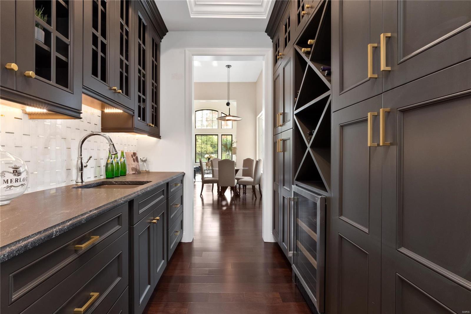 Williamsburg 3 - Residential