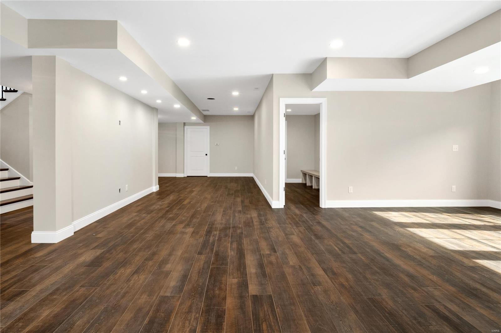 Williamsburg 3 - Residential