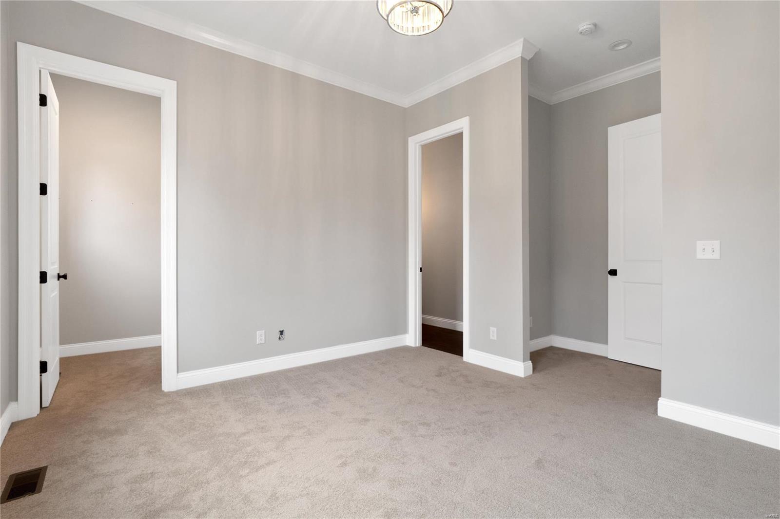 Williamsburg 3 - Residential