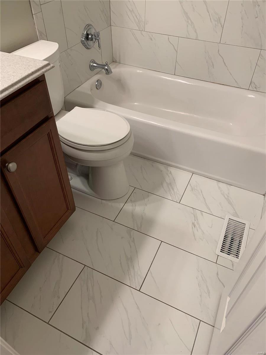 Pierremont 4 - Residential Lease