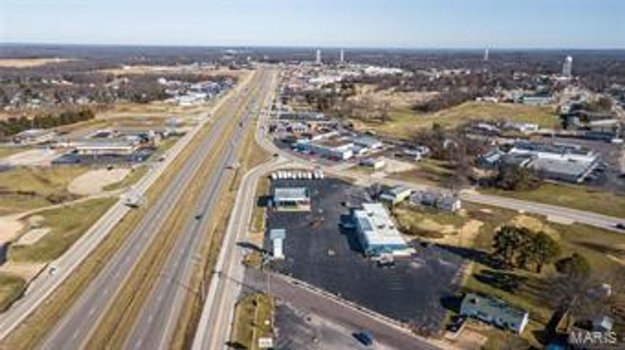 Commercial Opportunity! South Community Plaza is a Beautiful Shopping Center with 2.2 Acres on Highway 44 located in between the two Sullivan exits just an hour outside of St. Louis with great I-44 Visibility! Place your business in one and lease out the other units or just collect a return on your investment! Located Conveniently between the public park, pool, ball fields, historic route 66 & I-44. Plenty of opportunity & parking space with this mostly paved lot! Call today to schedule a viewing! Location: City, Corner Location, High Traffic, Hwy/Interstate Frntg, Retail Center, Shopping Mall