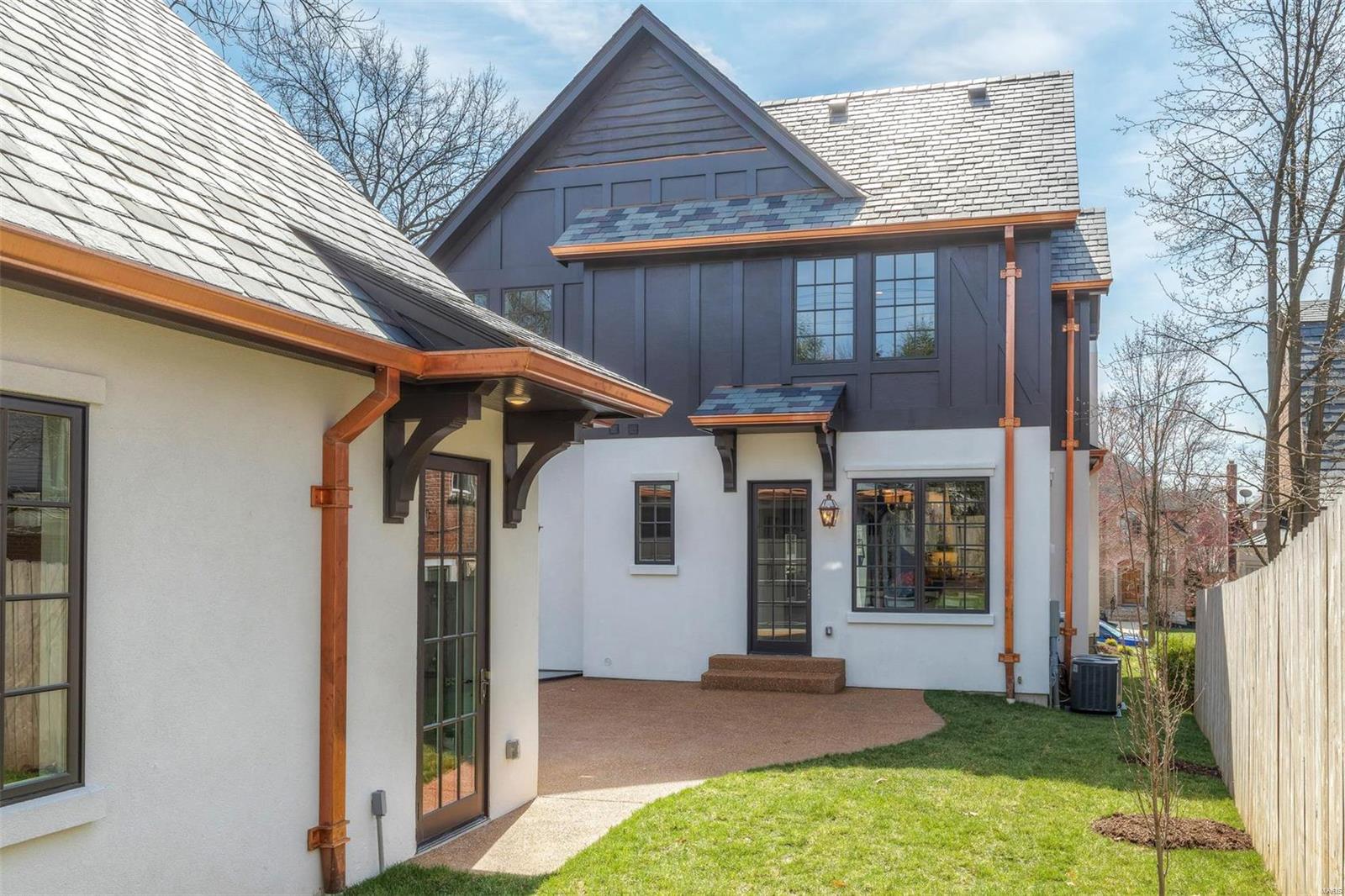 University Hills - Residential