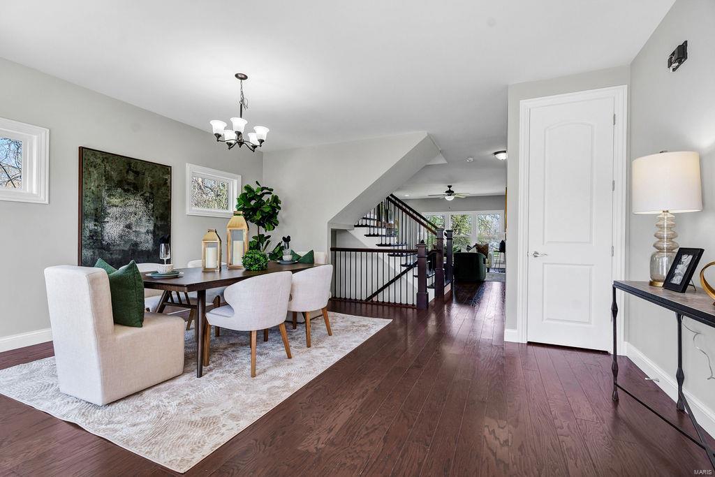 125 W Thornton Avenue