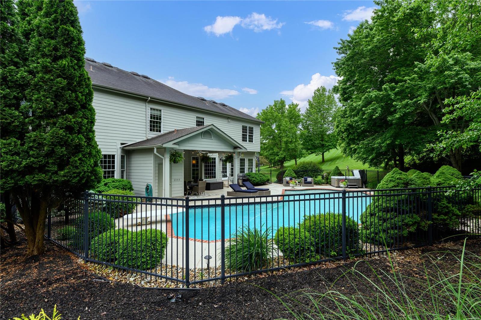 Greystone Six - Residential