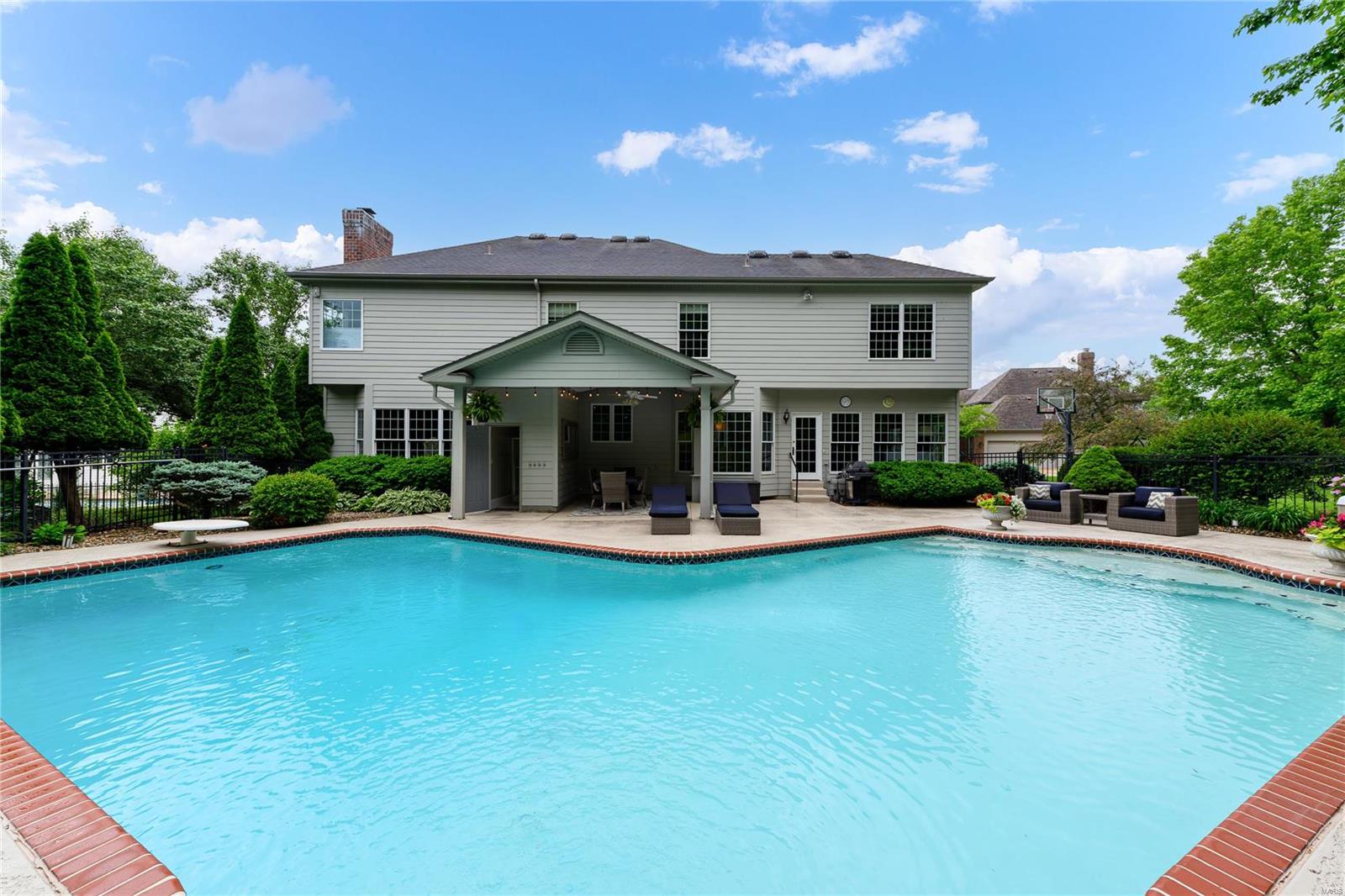 Greystone Six - Residential