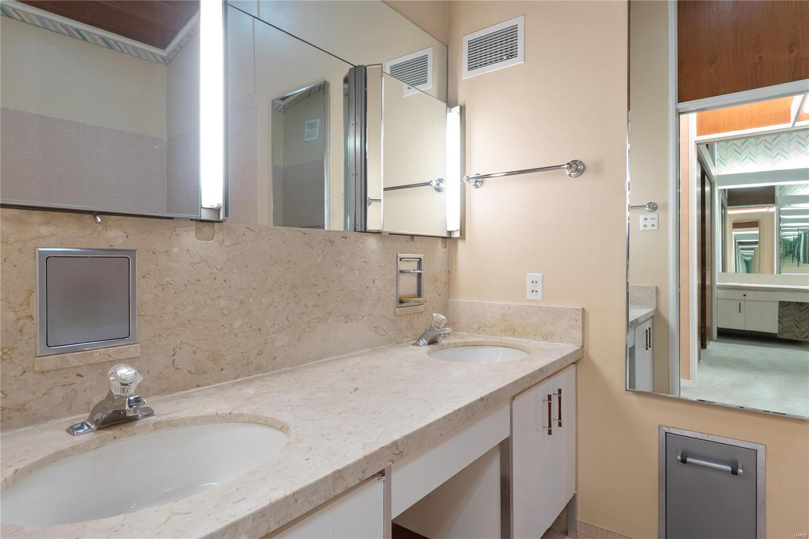 Old Warson Sub - Residential