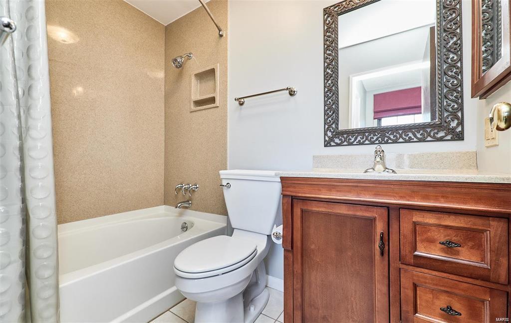Hidden Meadow Condo 19 - Residential Lease