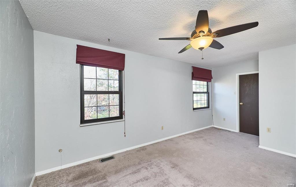 Hidden Meadow Condo 19 - Residential Lease
