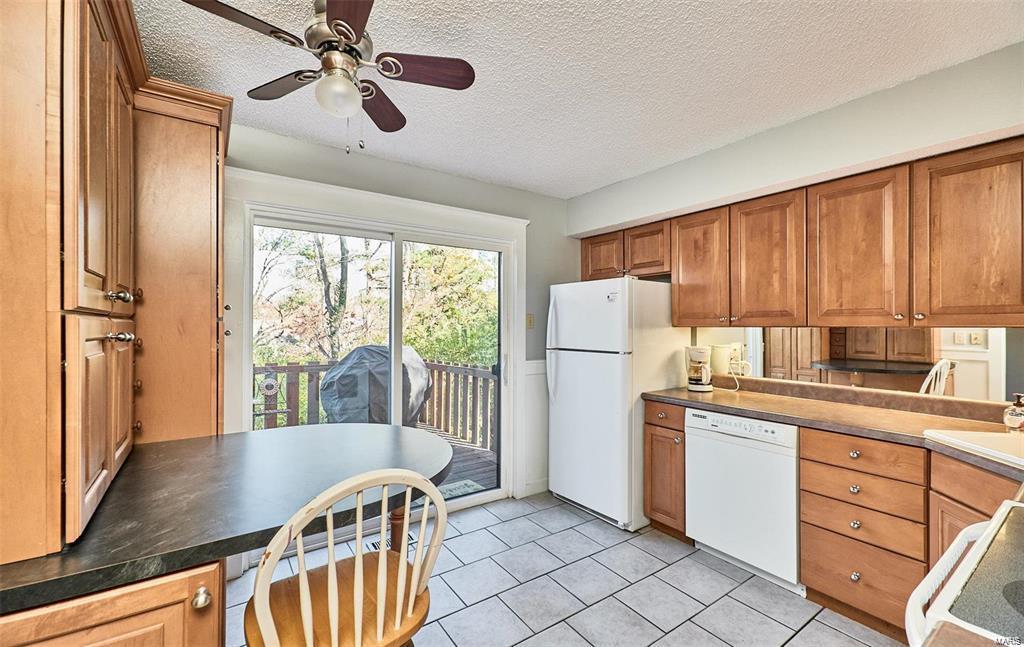 Hidden Meadow Condo 19 - Residential Lease
