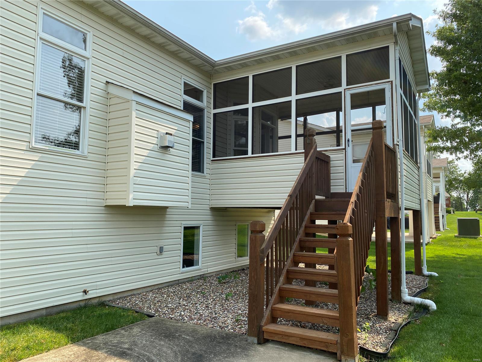 Vlgs At Dardenne Campbell Village #89 - Residential Lease