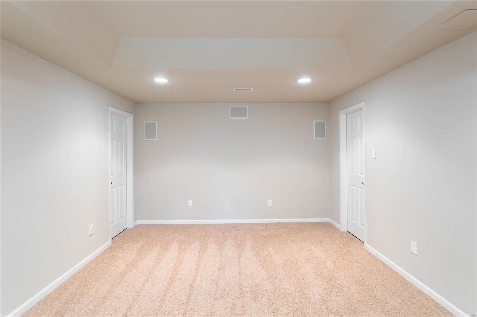 Ameling Manor - Residential