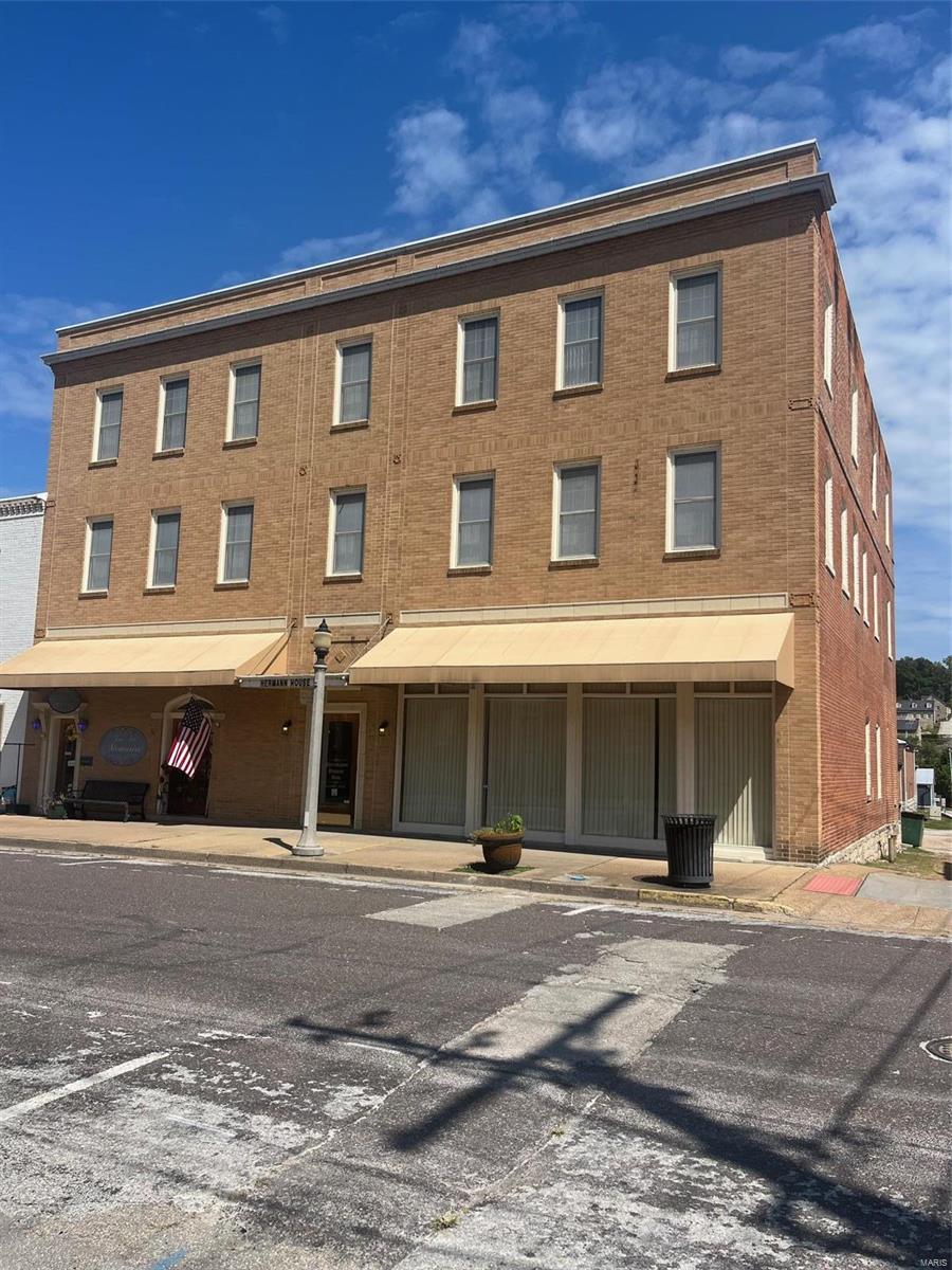 Original town of Hermann - Residential Income