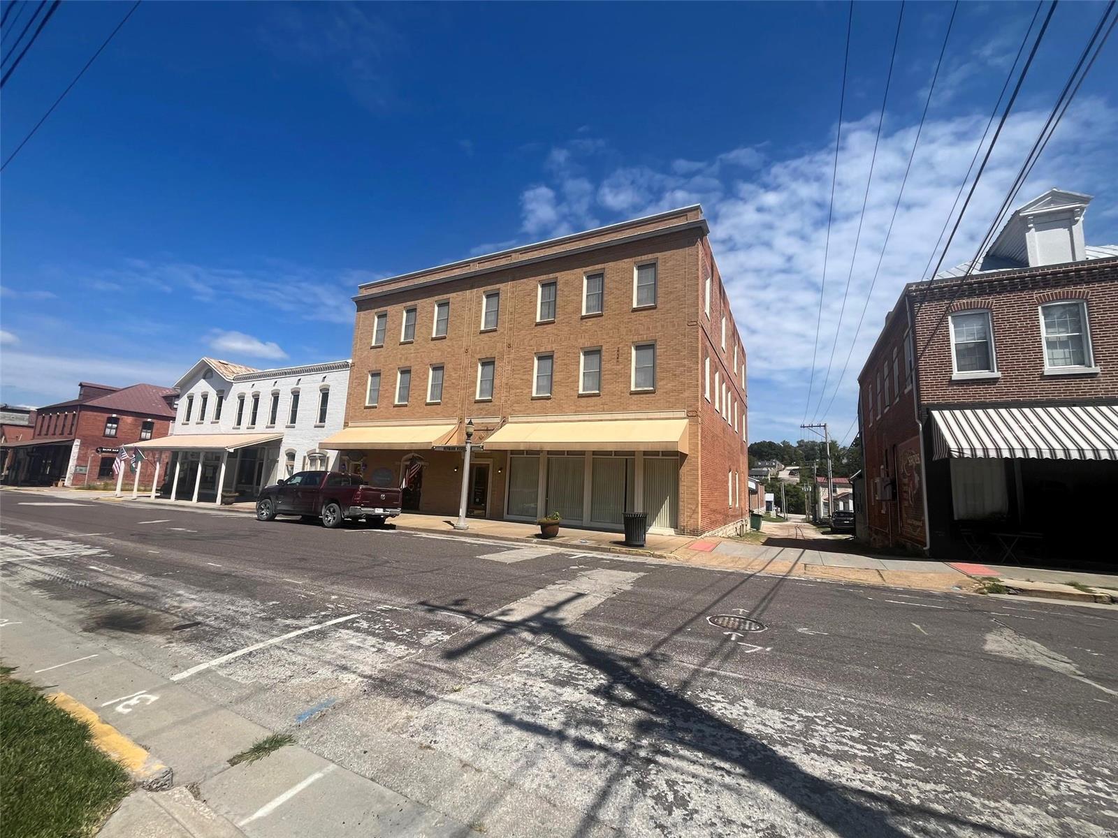 Original town of Hermann - Residential Income