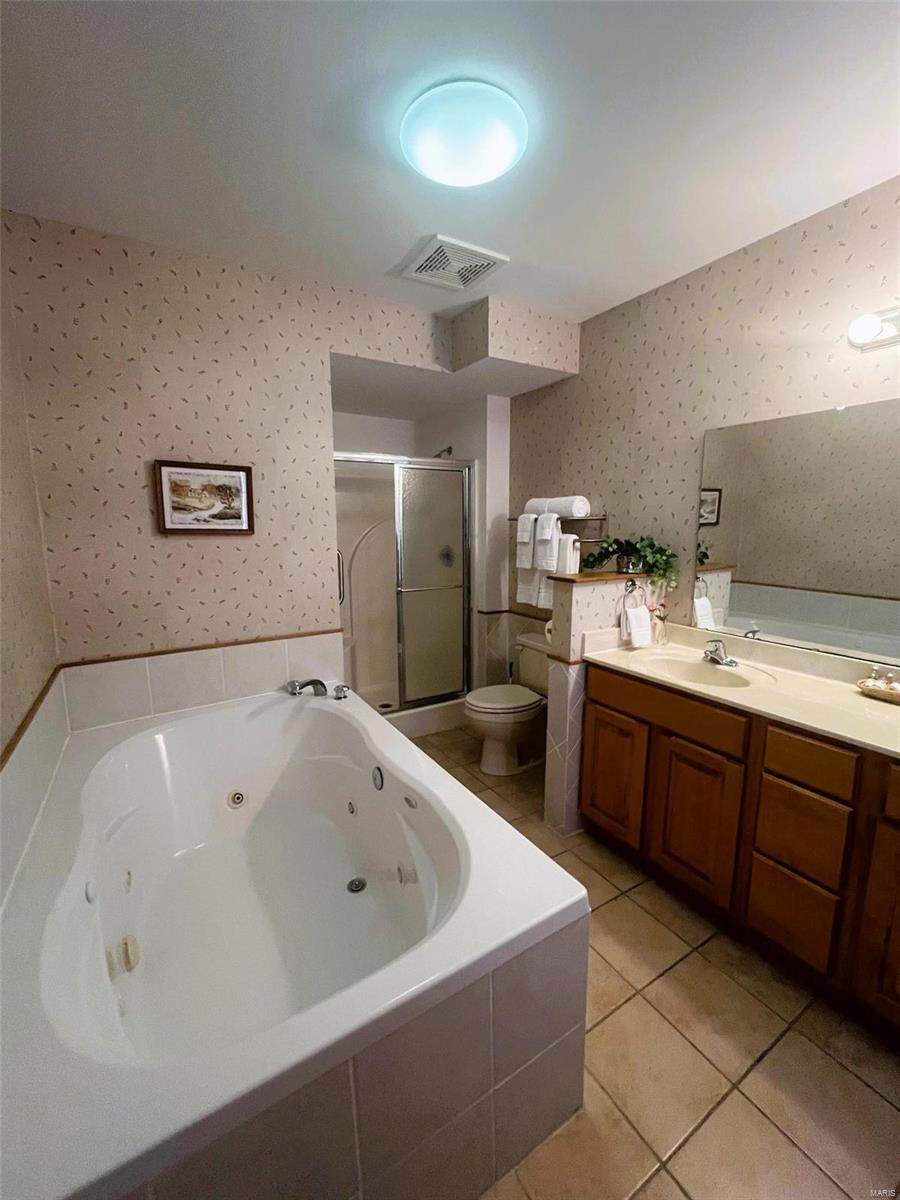 Original town of Hermann - Residential Income