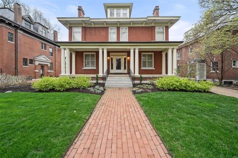 88 Waterman Place St Louis MO 63112