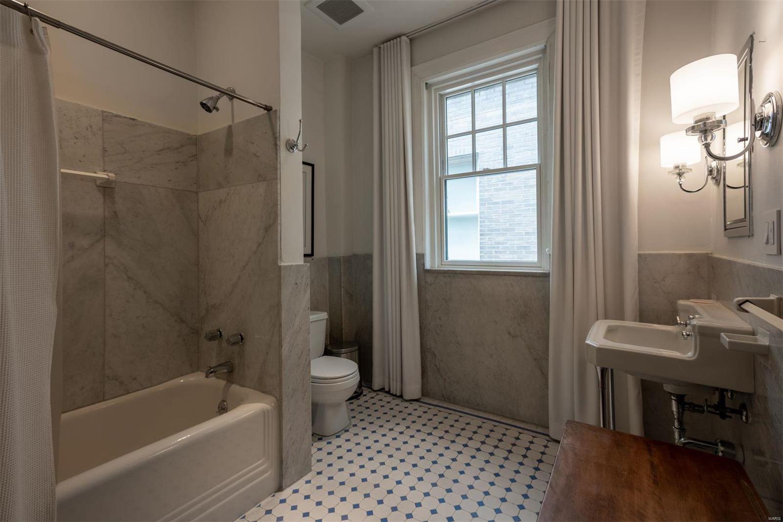 P Lindells 2nd Add - Residential