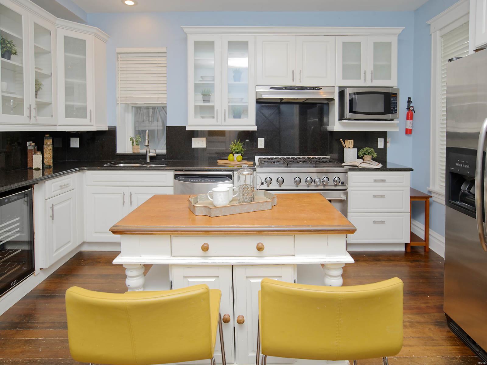 2155-57/Russell Blvd - Residential