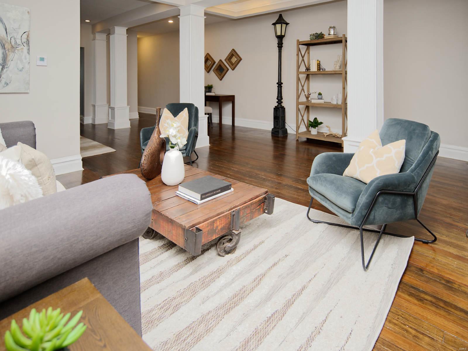 2155-57/Russell Blvd - Residential